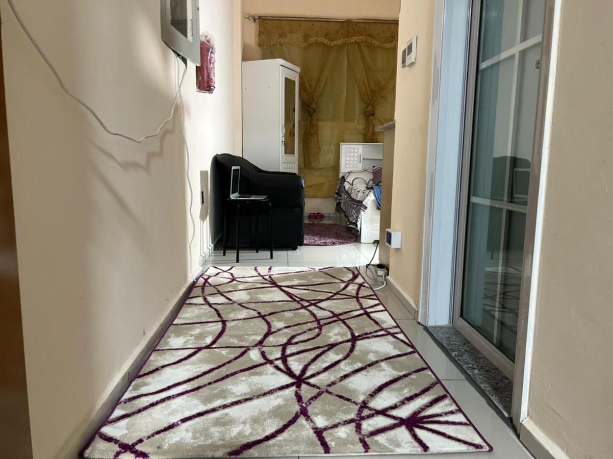 Dubai Creeck Realty Hostel Deluxe Studios Экстерьер фото